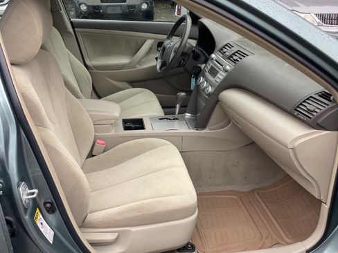 Used 2007 Toyota Camry LE FWD image 25