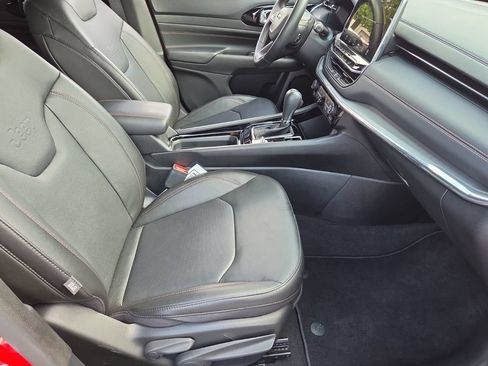 Used 2022 Jeep Compass Limited AWD/4WD image 18