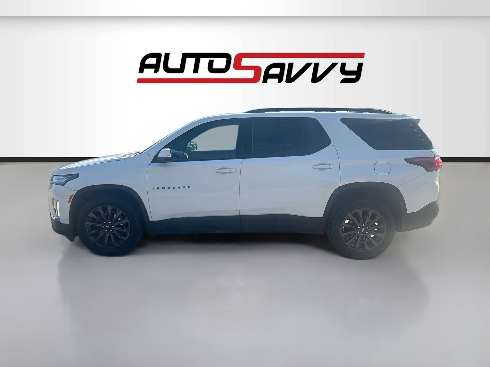 Used 2023 Chevrolet Traverse RS FWD image 4