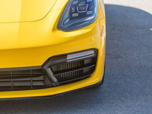 Used 2018 Porsche Panamera 4S AWD/4WD image 16