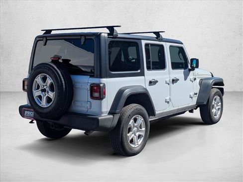 Used 2023 Jeep Wrangler Sport S image 5
