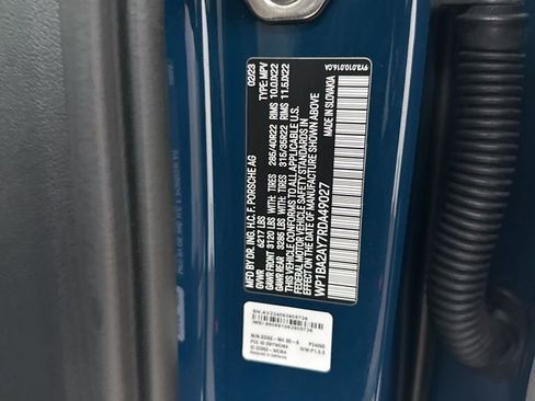 Used 2024 Porsche Cayenne Coupe image 35