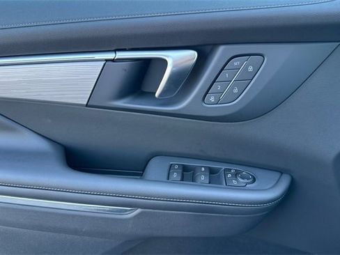 New 2026 Buick Enclave Preferred w/ Power Package image 11