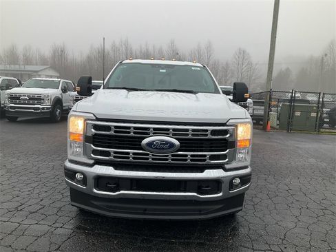 New 2026 Ford F350 XL w/ XL Chrome Package image 2
