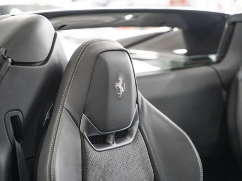 Certified 2025 Ferrari 296 GTS image 33