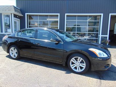 Used 2012 Nissan Altima 3.5 SR w/ Sport Pkg
