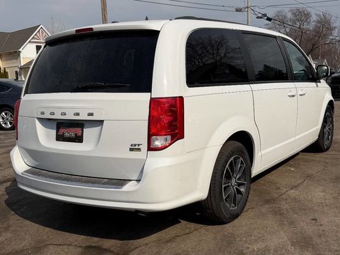 Used 2018 Dodge Grand Caravan GT FWD image 13