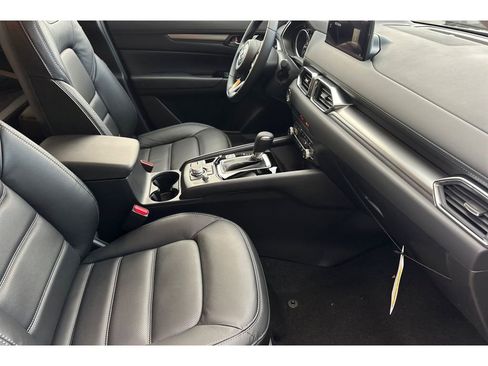 New 2025 MAZDA CX-5 AWD 2.5 S w/ Preferred Package image 16