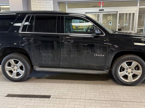 Used 2016 Chevrolet Tahoe LT image 2