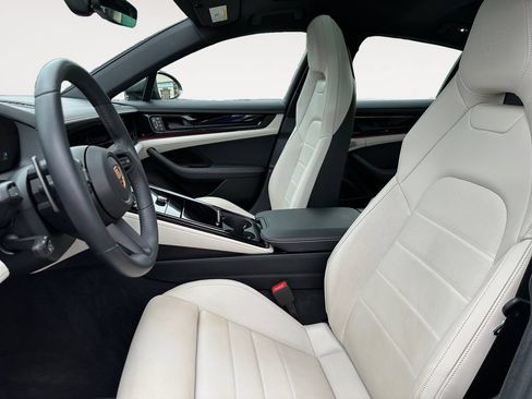 Used 2025 Porsche Panamera 4 AWD/4WD image 9