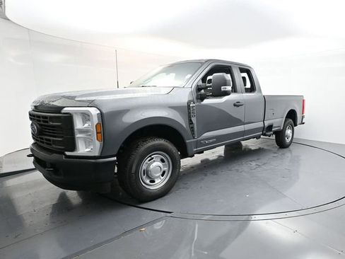 New 2026 Ford F250 XL RWD image 3