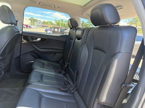 Used 2018 Audi Q7 3.0T Premium Plus AWD/4WD image 22