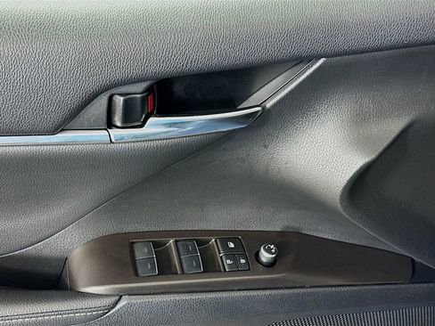 Used 2024 Toyota Camry XSE image 17