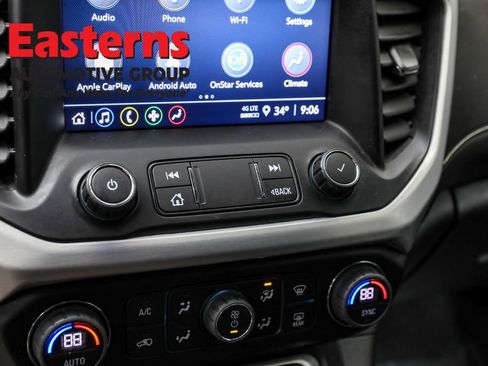 Used 2022 GMC Acadia SLE image 20