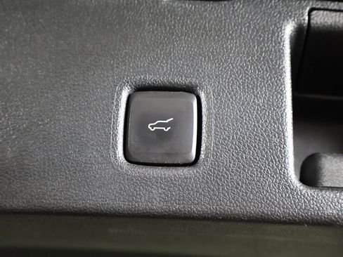 Used 2024 Ford Escape Platinum AWD/4WD image 20
