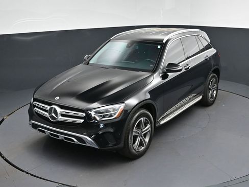 Used 2021 Mercedes-Benz GLC 300 image 30