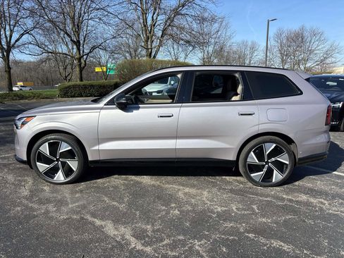 New 2026 Volvo EX90 Ultra AWD/4WD image 8