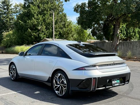 Used 2023 Hyundai Ioniq 6 SEL AWD/4WD image 4