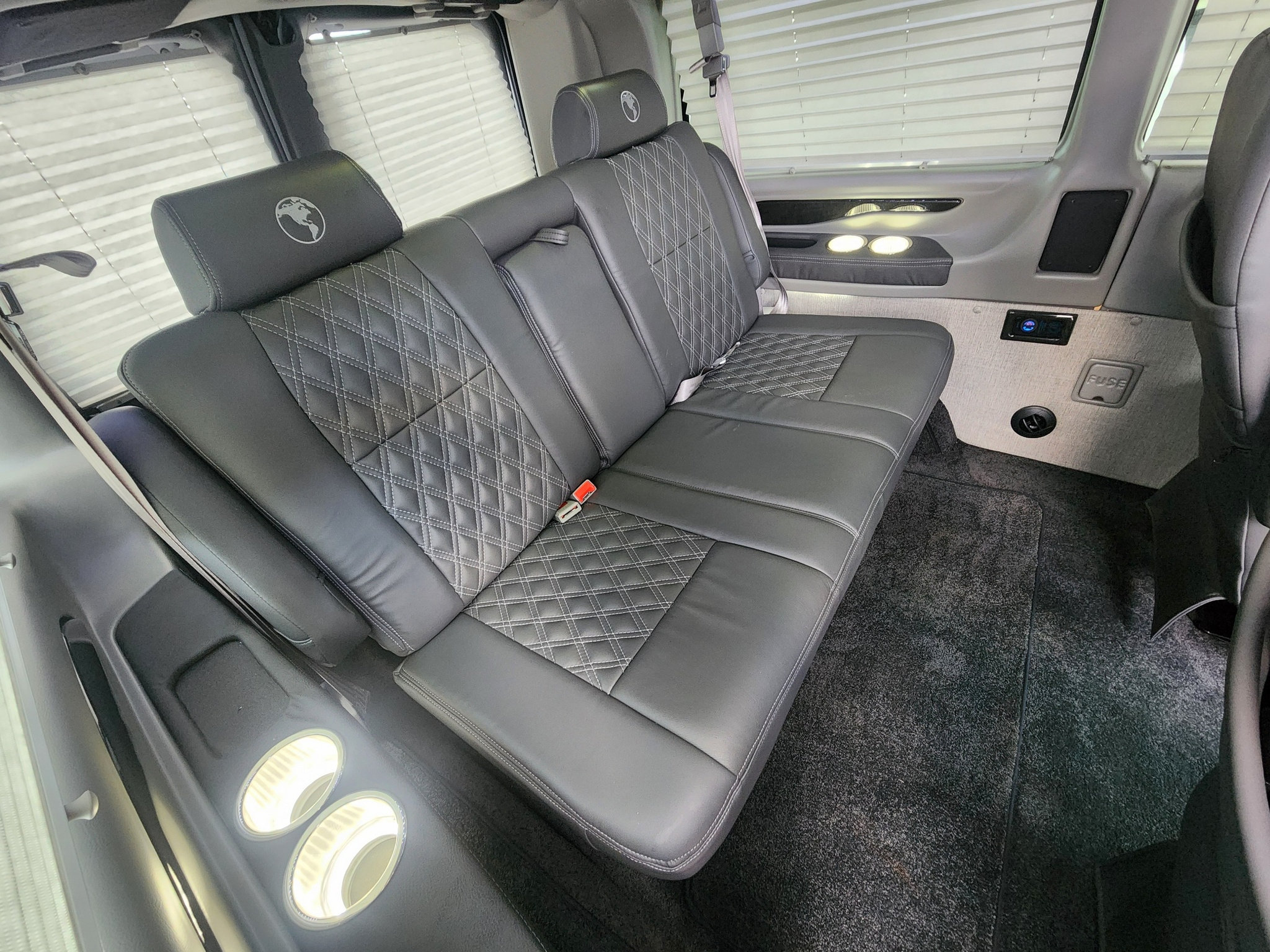 Used 2026 Chevrolet Express 2500 w/ Driver Convenience Package RWD image 23
