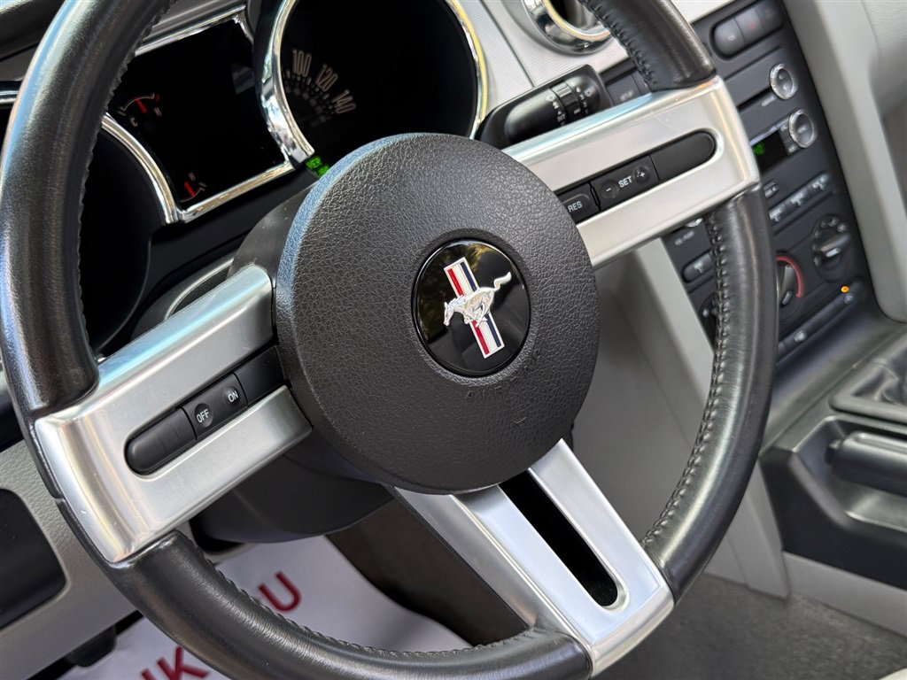 Used 2008 Ford Mustang GT RWD image 52
