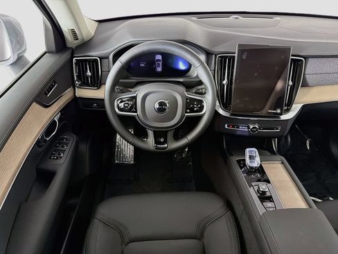 New 2026 Volvo XC90 B6 Plus w/ Protection Package AWD/4WD image 23