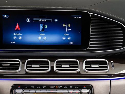 New 2026 Mercedes-Benz GLE 450 4MATIC Coupe image 16