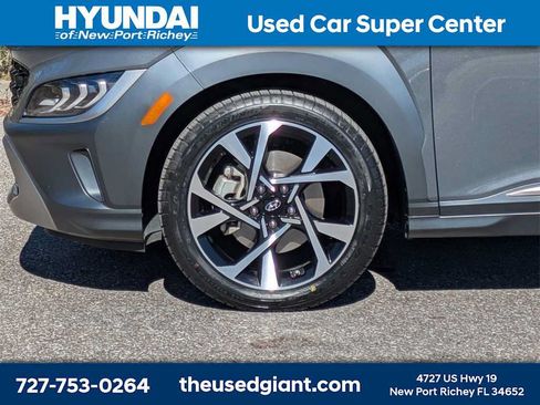 Used 2023 Hyundai Kona Limited AWD/4WD image 10