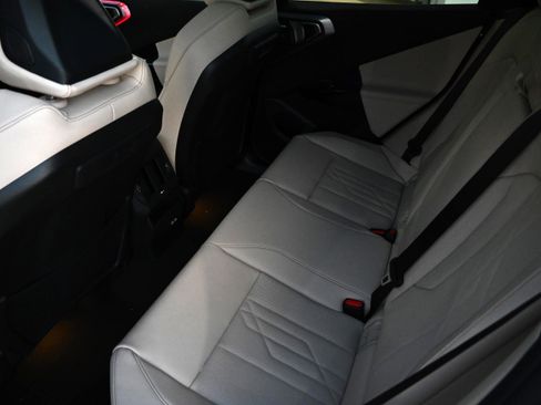 New 2026 BMW X3 xDrive30 w/ Premium Package image 9