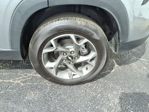 Certified 2026 Chevrolet Trax LT w/ Driver Confidence Package image 16