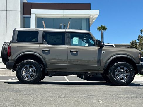 New 2026 Ford Bronco Big Bend AWD/4WD image 2