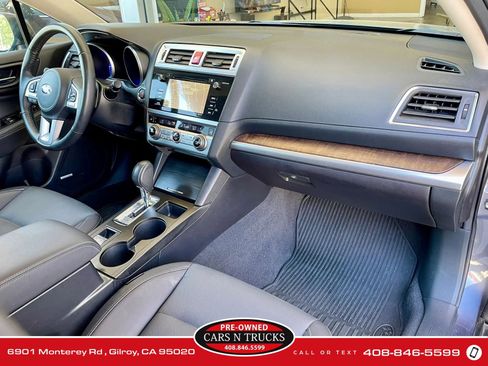 Used 2017 Subaru Outback 2.5i Limited AWD/4WD image 15