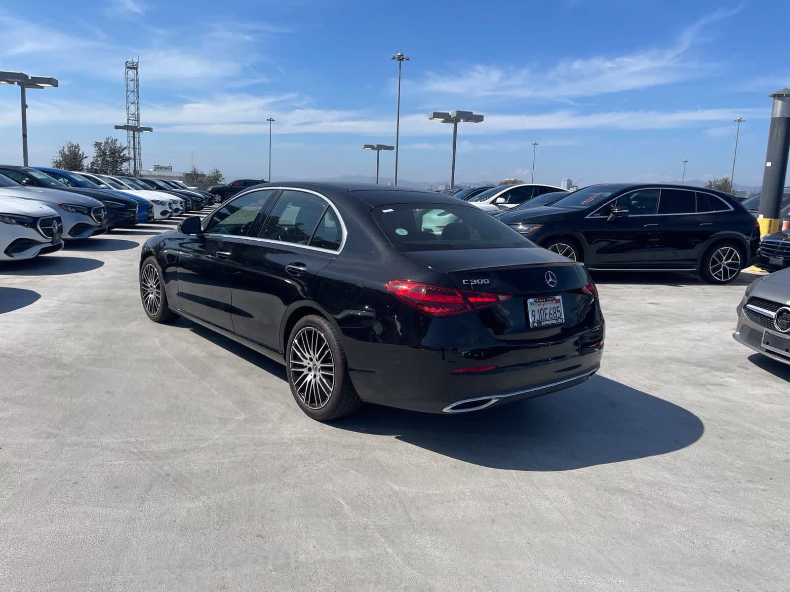 Certified 2023 Mercedes-Benz C 300 Sedan image 4