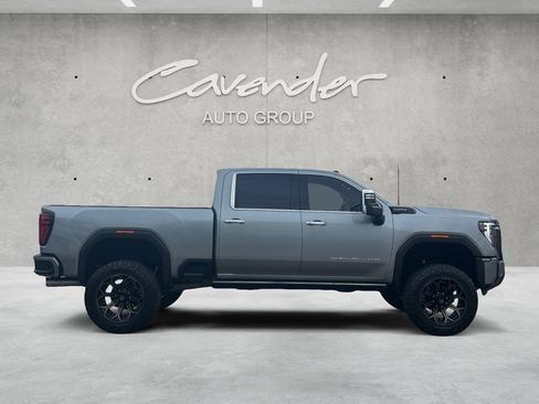 Used 2024 GMC Sierra 2500 Denali Ultimate image 16