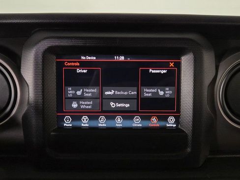 Used 2022 Jeep Gladiator Willys image 22