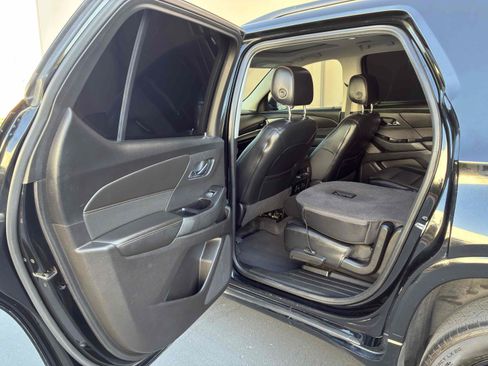 Used 2019 Chevrolet Traverse Premier w/ Redline Edition FWD image 57