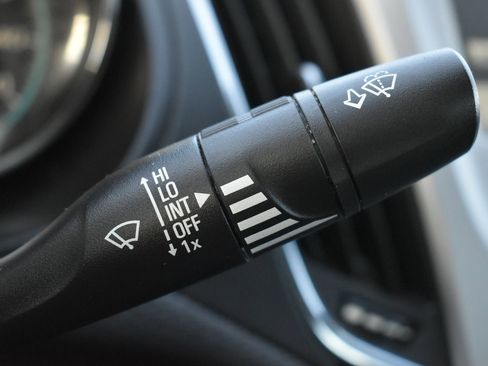 Used 2018 Chevrolet Cruze LS w/ LS Fleet Convenience Package image 23