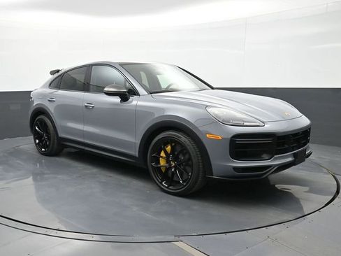 Certified 2023 Porsche Cayenne Turbo GT image 25