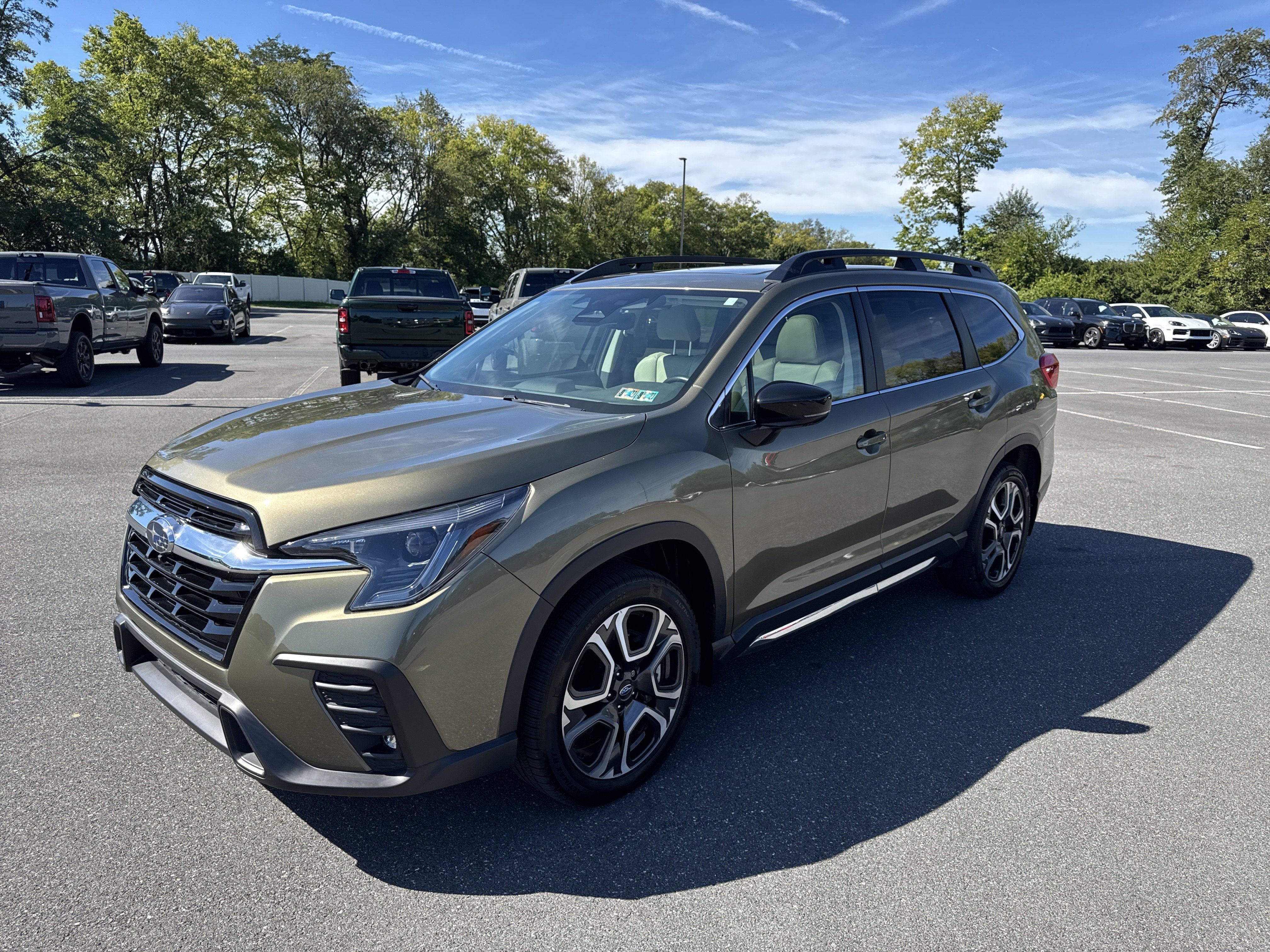 Used 2024 Subaru Ascent Limited w/ Technology Package AWD/4WD image 33