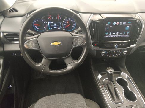 Used 2019 Chevrolet Traverse LT FWD image 22