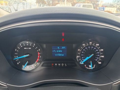 Used 2017 Ford Fusion S image 31