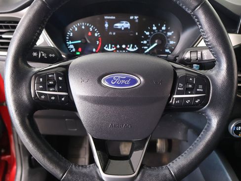 Used 2021 Ford Escape SE w/ SE Sport Appearance Package FWD image 3