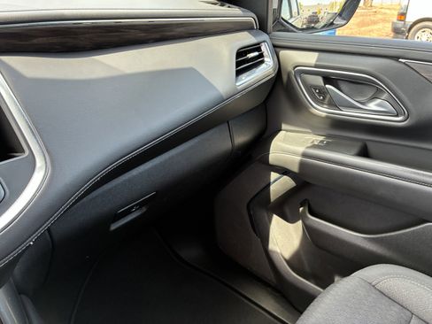 Used 2022 Chevrolet Suburban LS w/ Driver Alert Package image 36