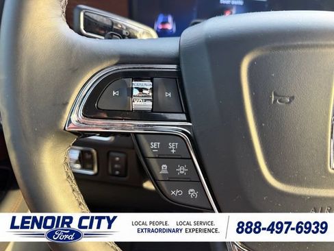 Used 2024 Lincoln Navigator L Black Label AWD/4WD image 22