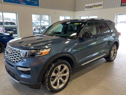 Used 2020 Ford Explorer Platinum w/ Premium Technology Package image 1
