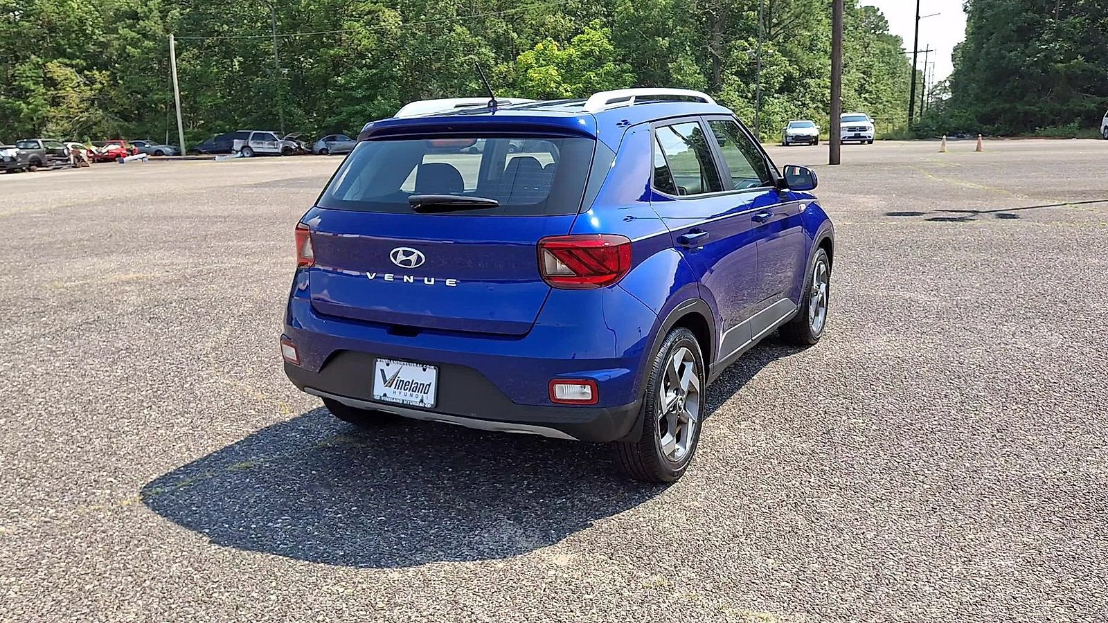 Certified 2024 Hyundai Venue SEL FWD image 7