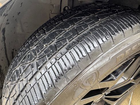 Used 2020 Land Rover Range Rover Evoque SE image 10