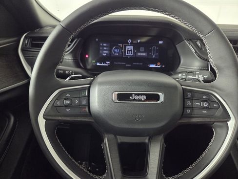 New 2026 Jeep Grand Cherokee Altitude RWD image 13