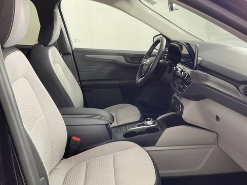 Certified 2023 Ford Escape Active AWD/4WD image 19