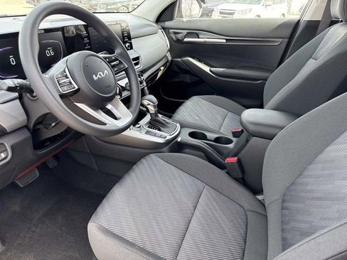 New 2026 Kia Seltos LX image 12