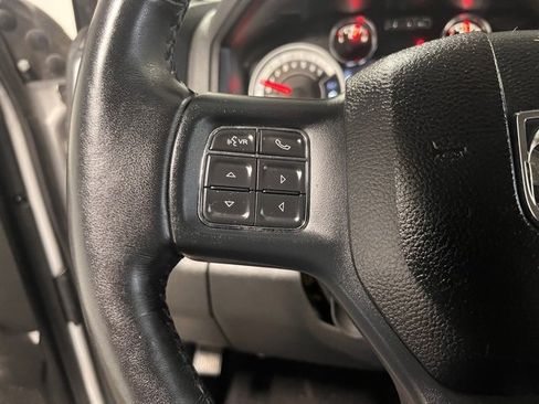 Used 2019 RAM 1500 Big Horn image 25